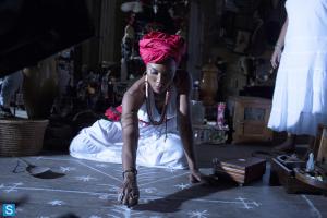 American-Horror-Story-Episode-3.04-Fearful-Pranks-Ensue-Promotional-Photos-12_FULL